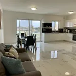 Modern Cozy & Spacious In Malta - Perfect Near Saint Julians