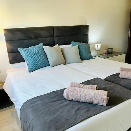 Modern Cozy & Spacious In Malta - Perfect Near Saint Julians *