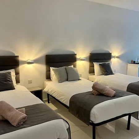 Modern Cozy & Spacious In Malta - Perfect Near Saint Julians Apartament Is-Swieqi