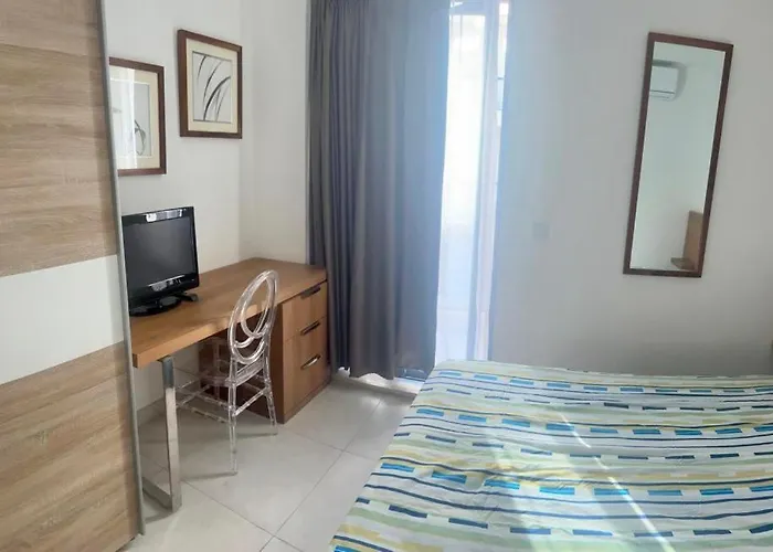 Appartement Modern Cozy & Spacious In Malta - Perfect Near Saint Julians Is-Swieqi