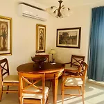Modern Cozy & Spacious In Malta - Perfect Near Saint Julians Apartament
