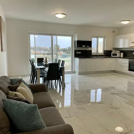 Modern Cozy & Spacious In Malta - Perfect Near Saint Julians
