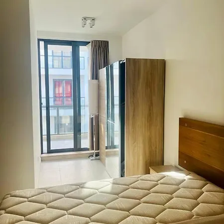 Modern Cozy & Spacious In Malta - Perfect Near Saint Julians Is-Swieqi