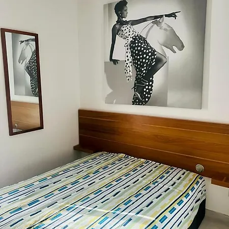 Апартаменты Modern Cozy & Spacious In Malta - Perfect Near Saint Julians Is-Swieqi