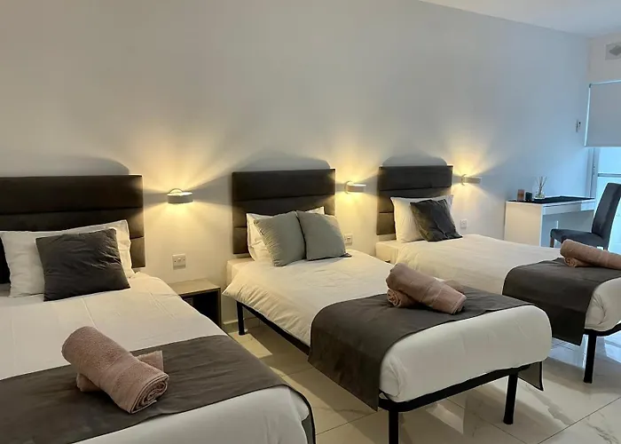 Modern Cozy & Spacious In Malta - Perfect Near Saint Julians Apartament Is-Swieqi