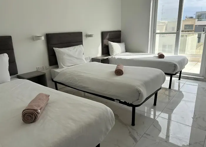 Modern Cozy & Spacious In Malta - Perfect Near Saint Julians Apartament Is-Swieqi