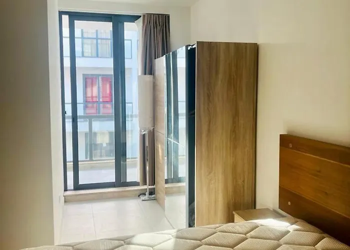 Modern Cozy & Spacious In Malta - Perfect Near Saint Julians Is-Swieqi