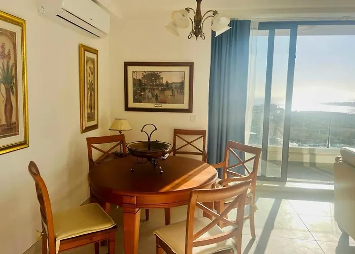 Apartament Modern Cozy & Spacious In Malta - Perfect Near Saint Julians *