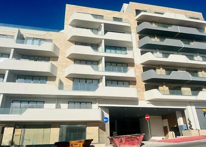 Modern Cozy & Spacious In Malta - Perfect Near Saint Julians * Is-Swieqi